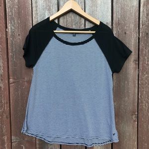 American Eagle Tee Size Medium
